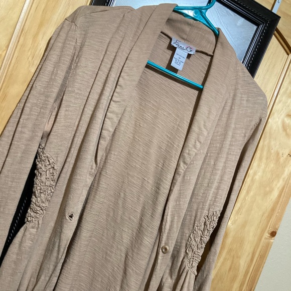 Cardigan - Picture 2 of 3